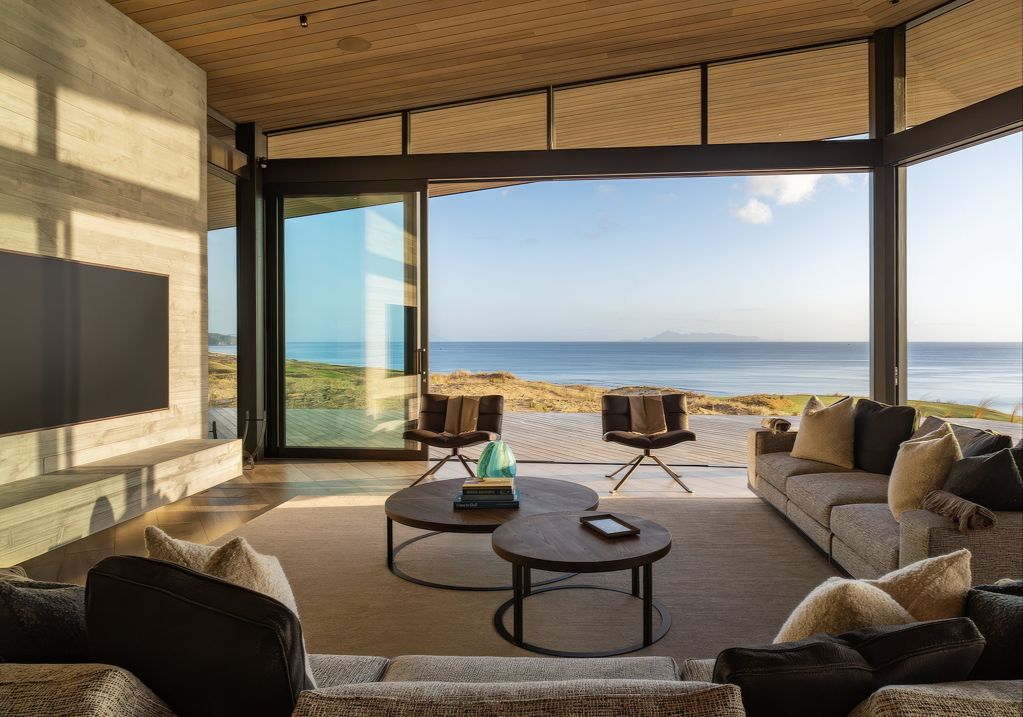 Living room facing the sea
